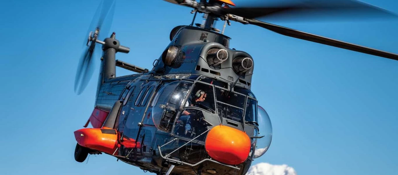 Συντριβή γαλλικού ελικοπτέρου στις Άλπεις: Έξι αγνοούμενοι